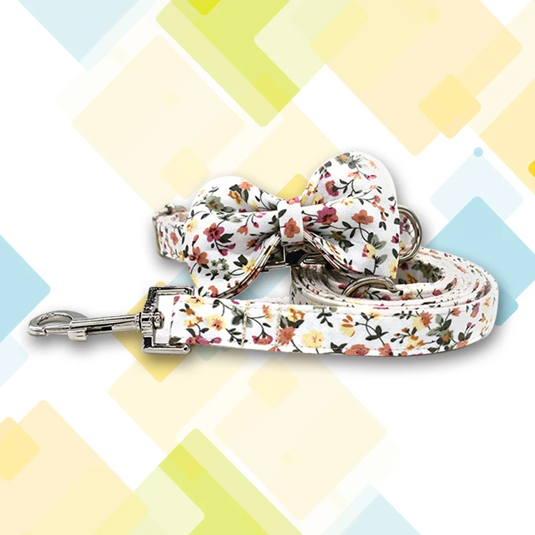 

Fashion Design New Christmas Adjustable Pet Neck Collar Leash High Quality Pet Accessories Dog Cat Leather Bowknot Collar