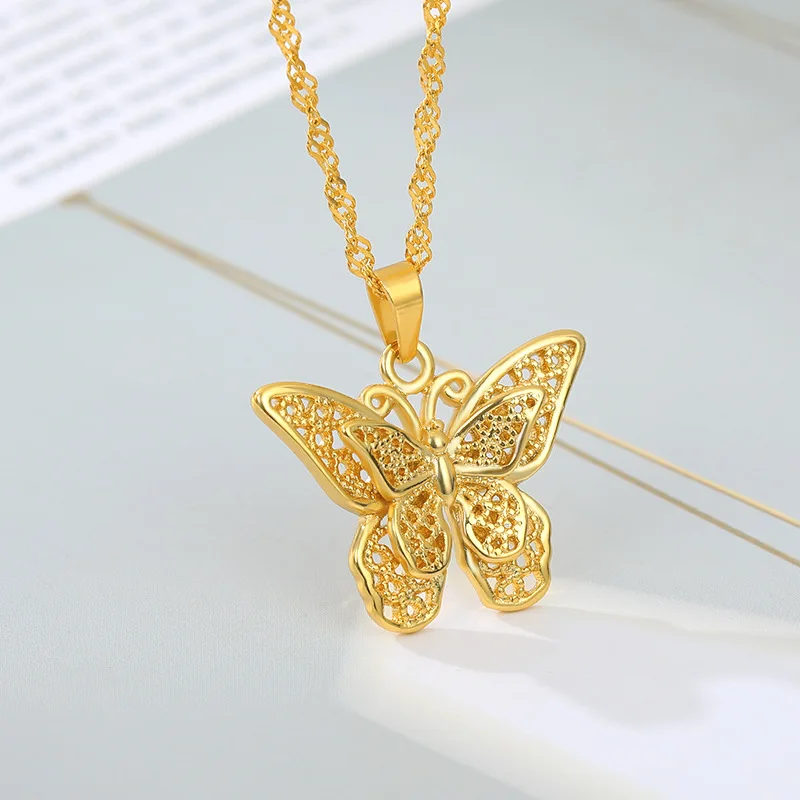 

HongTong Amazon Source European And American New 202118K Gold-Plated Stainless Steel Water Wave Chain Butterfly Hollow Necklace, Picture shows