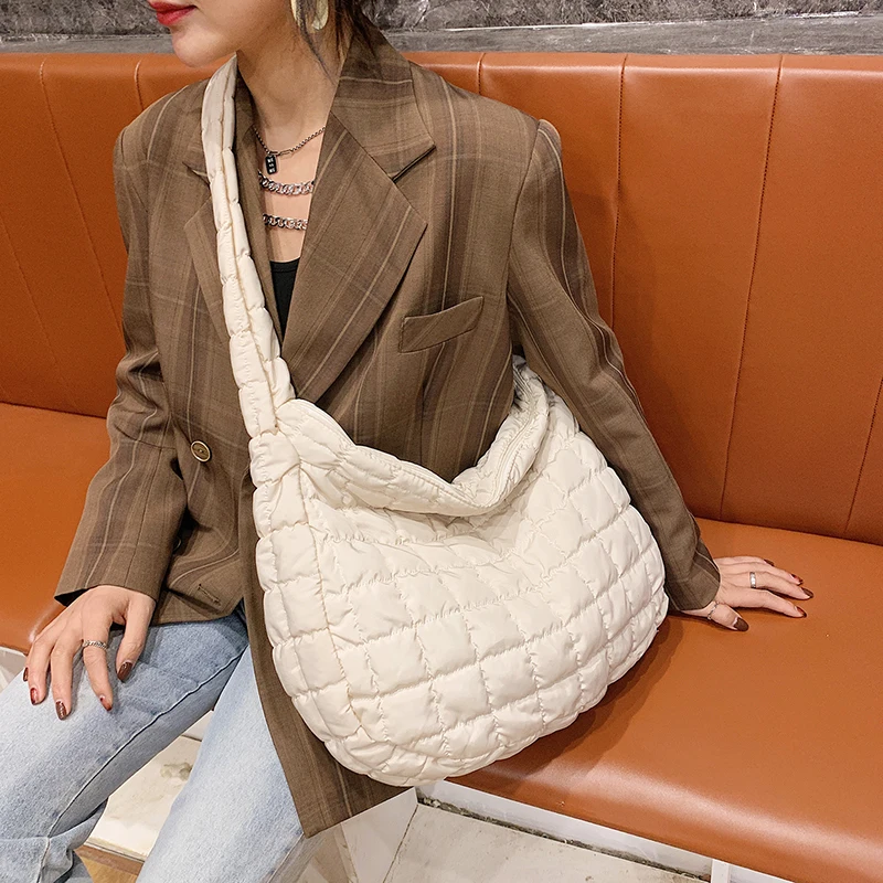 

Brand Designer 2020 Autumn Winter New Lady Shoulder Bag High Quality Nylon Handbags Female Tote Bag Large Purse Women