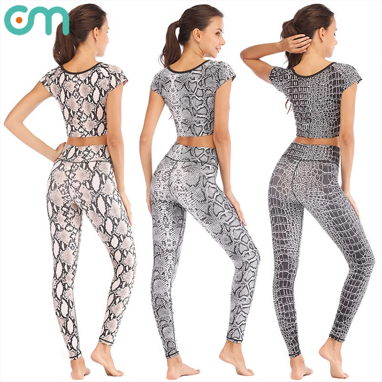 

Wholesale sportswear two piece workout clothes 2pcs snake pattern printed yoga set women