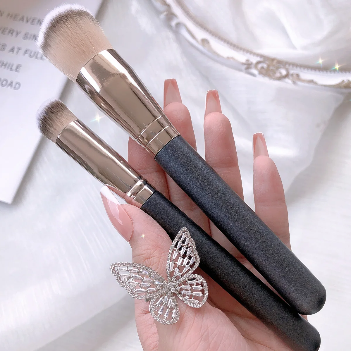 

Hot Selling Professional Foundation And Concealer Brush Doble M anufacturecelar Brush No Logo Synthetic Hair Flat Face Eye