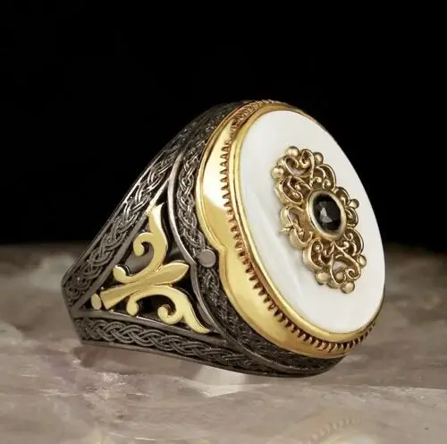 

Wholesale Classic Silver 925 Men's Ring with Natural Black Onyx Stone Jewelry