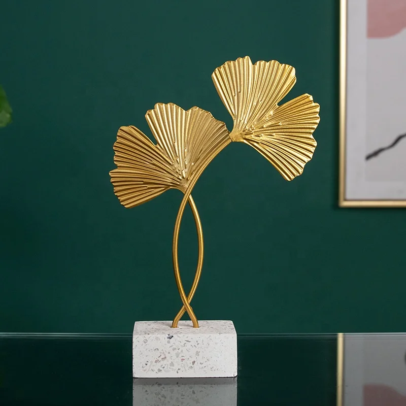 

European style home decor luxury golden ginkgo leaf metal handicrafts decorations for home modern furnishings