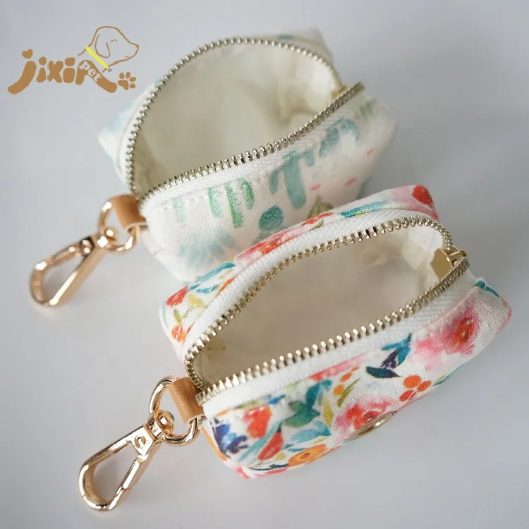 

Biodegradable Leaf Pattern Pet Dog Poop Bag Holder with different patterns, Stocked color