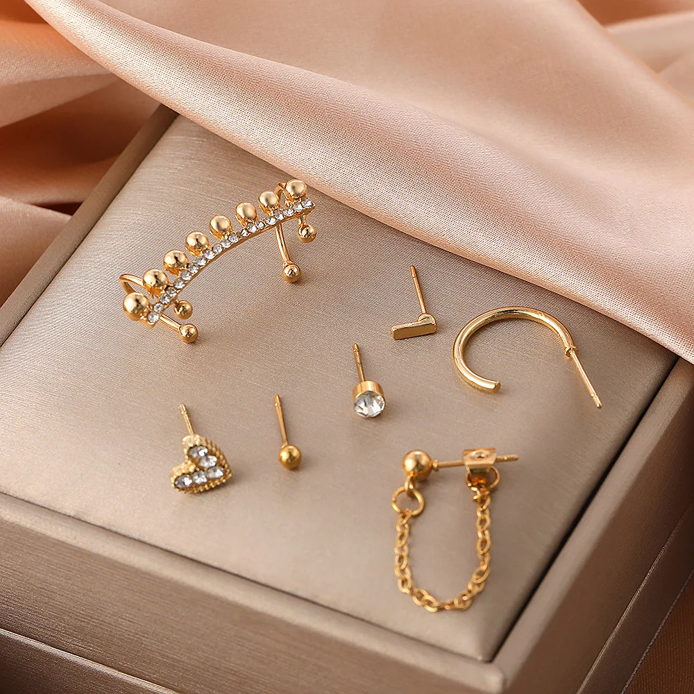 

2022 New Fashion Jewelry Selling Zircon Earrings Set Fashion Ins Metal Non Pierced Love Chain Ear Clip Integrated 7-piece Set, Gold color
