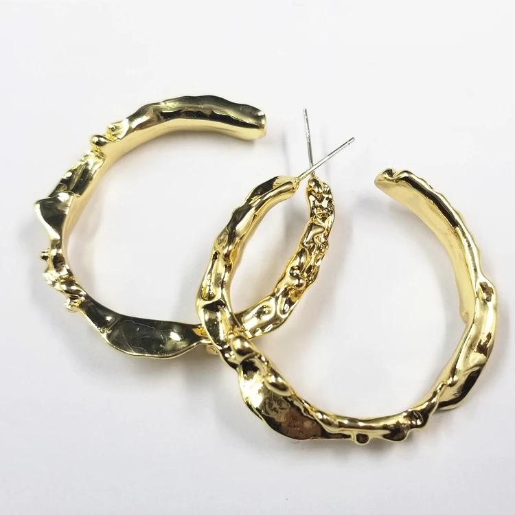 

Unique and Stylish with 925 Silver Pins Wild Rock and Melting Form Hand Made 18K Golden Hoop Earrings Free-from Design