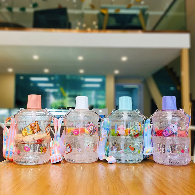 

Custom Printing Plastic Drinking Reusable Outdoors Designer Transparent Plastic Water Bottles, Customized color
