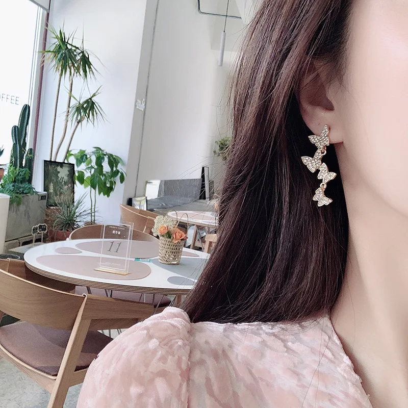 

Hot Selling Blingbling Full Diamond Butterfly Clip-on Earrings Cubic Zirconia Butterfly No Pierced Earrings For Girl