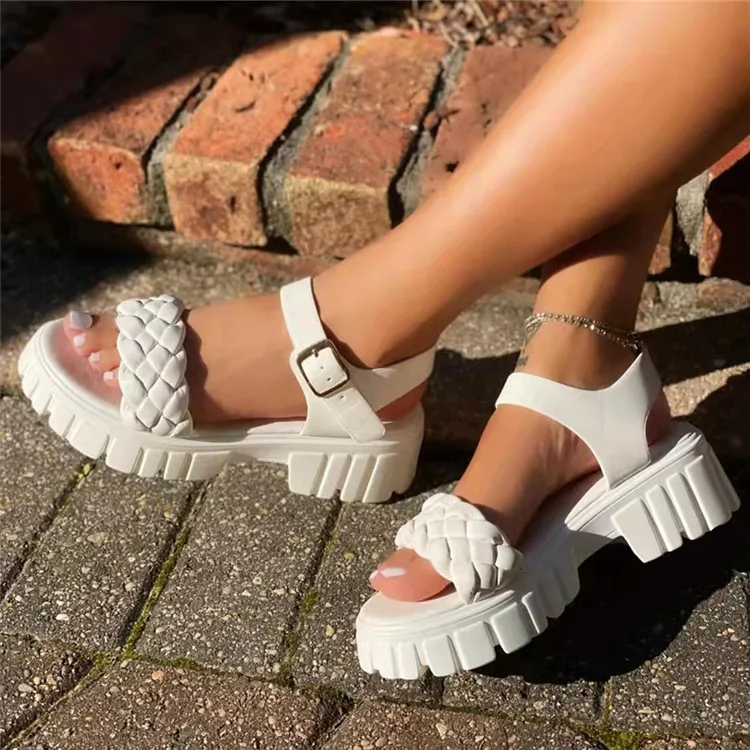 

2022 Summer Shoes Woman Flats Sandals Women Soft Leather Buckle Casual Open Toe Chunky Platform Wedges Sandals