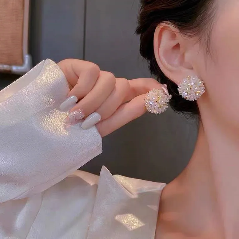 

925 Silver Needle Inlaid Diamond Flower Earrings Sweet Temperament Flower Ball Earrings Women