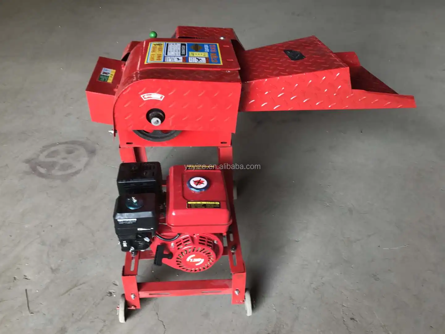 Dairy Farm Hand Operated Animal Feed Green Fodder Corn Grass Throw Rice