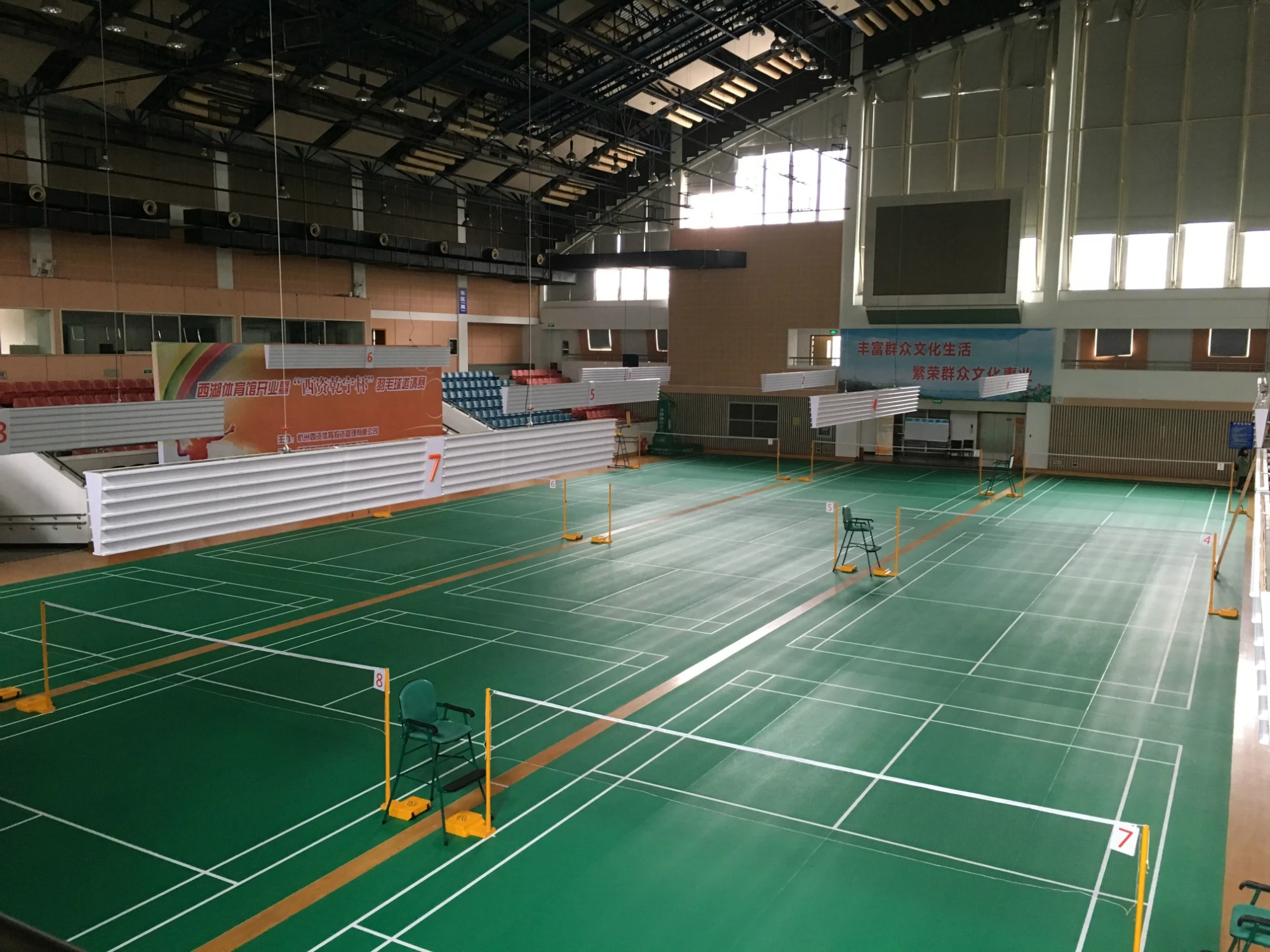 8毫米 pvc 羽毛球场地地面/室内运动合成羽毛球地板