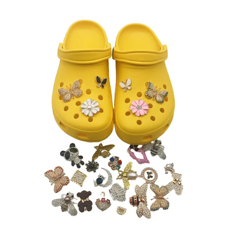 

Crystal Clogs Pics Sneaker Pearl Weed Sailor Moon Shoe Clogs Cartoon Charms Bling Buckles And Accessories Croc Charms, Optional