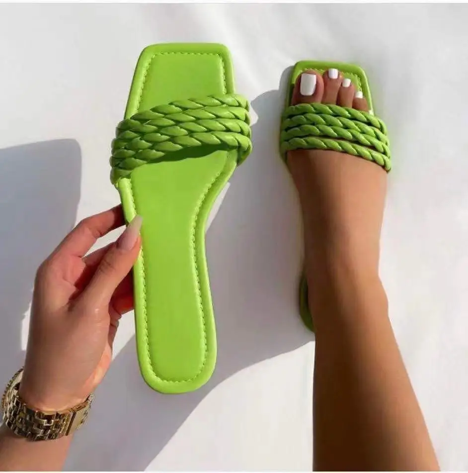 

2021 Newest design High quality Hand woven Slides fashion style Female slippers Beach slippers, Shown