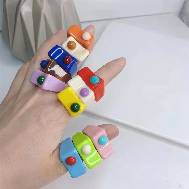 

OUYE Cute colorful pink resin new opening adjustable ring women ins net red summer candy color acrylic ring wholesale