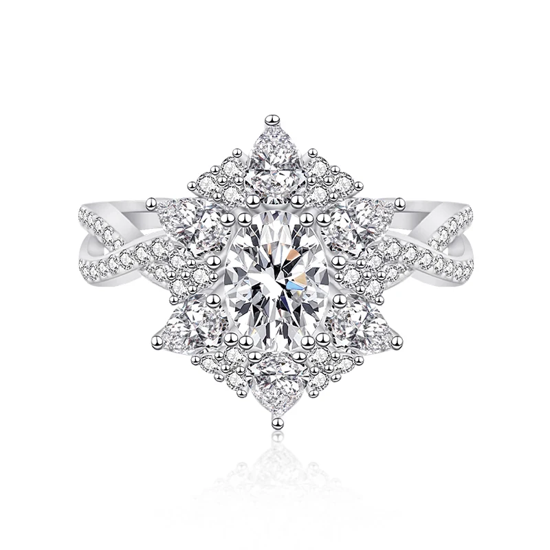 

New Trendy Custom Engagement Jewelry Diamond Ring Romantic Design Oval Cut Moissanite Ring for women