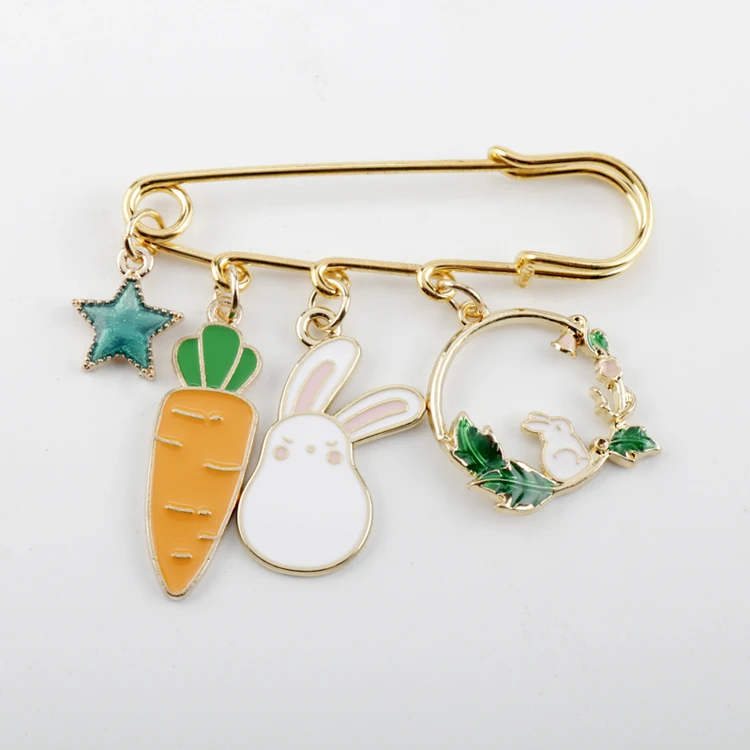 

Mini carrot cartoon lovely white rabbit enamel pin brooch for kids