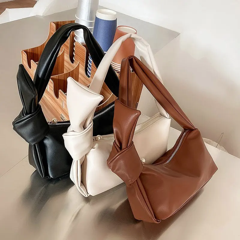 

2021 Factory Wholesale Girls Pearl Handbag Luxury Underarm Hand Bags Candy Purses For Women