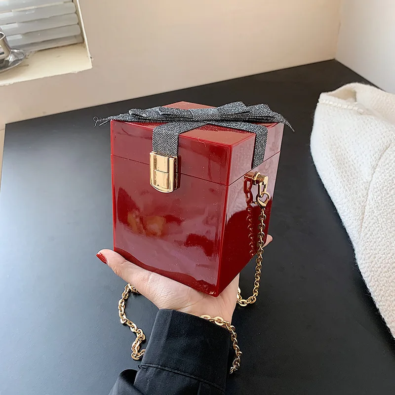 

Acrylic box style cellphone bag 2021 summer new fashion bags for women gift box design ladies hand bags