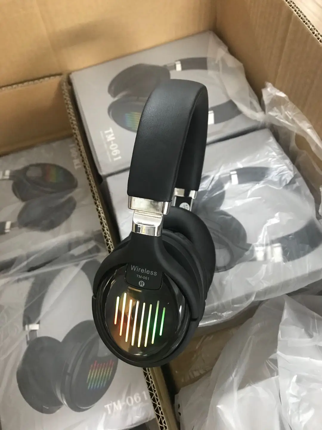 TM061 Foldable Wireless Sport Headphone 3D Stereo noise cancelling headset With Mic - ANKUX.COM