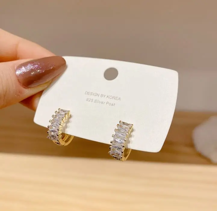 

S925 silver post Dongdaemun new love diamond earrings female cute temperament small diamond earrings jewelry