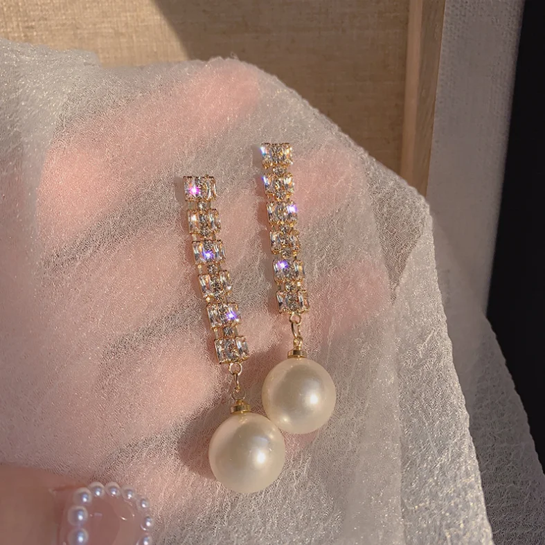 

Real gold plated jewelry fashion zircon pearl earrings senior tassel earrings women fashion accessories wholesale