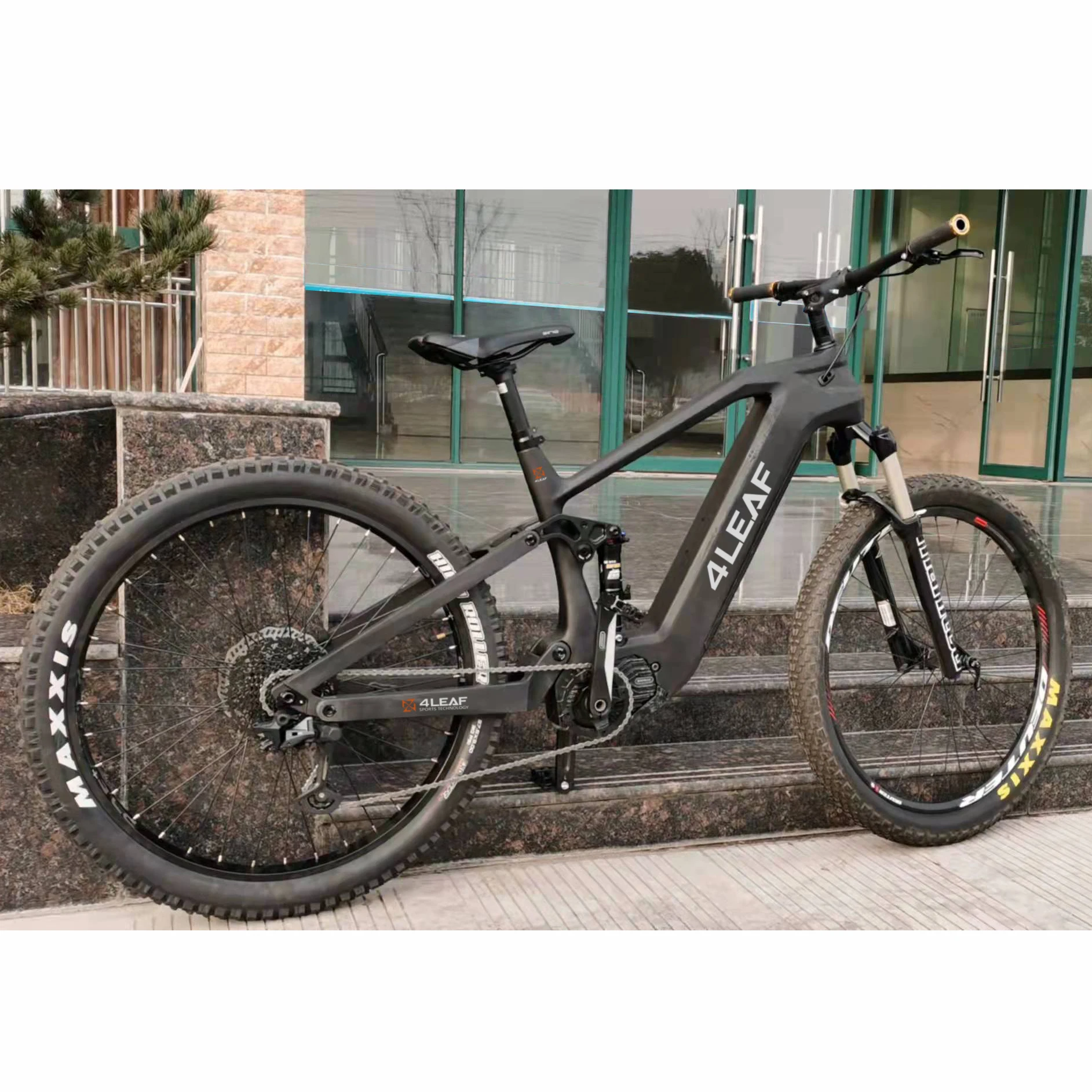 

Hybrid Motor Electric City Bike 29er Tire Carbon Fibre Frame 52V 17.5ah Samsung Cell 1500W Power 160NM with Magura/Shimano Brake