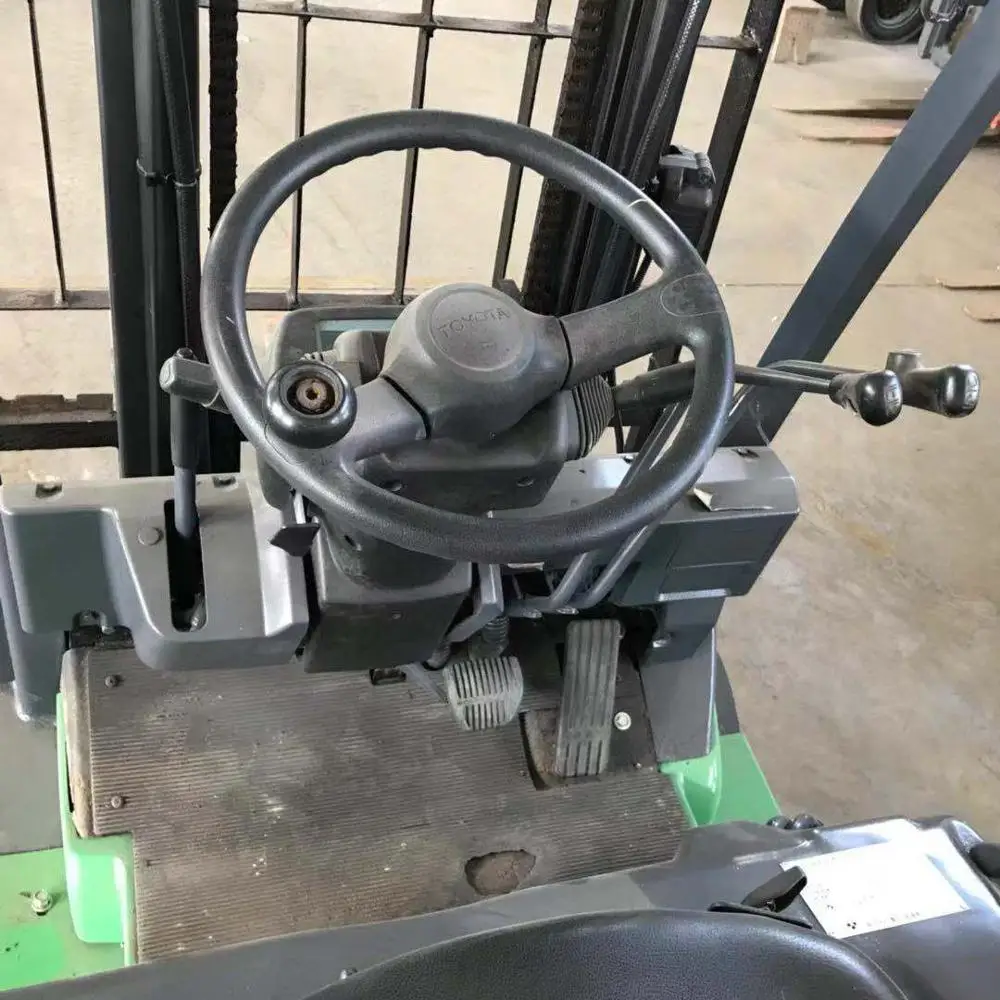 
USED JAPAN ORIGINAL ELECTRIC TOYOTA FORKLIFT FBE20 