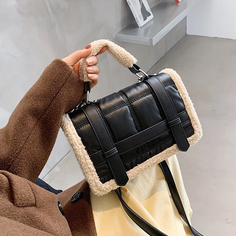 

INS new trendy ladies messenger bag winter collection lamb wool women handbags for girls, Customsized