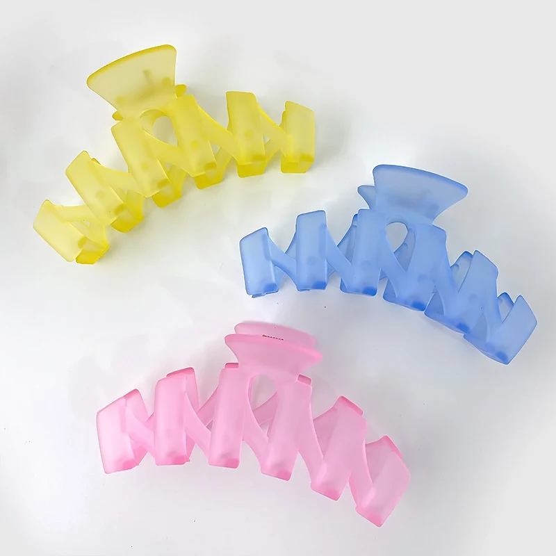 Korean frosted candy color hollow hair clip claw Girl large shark hair clamp clip Cute colorful matte resin hair claw clips