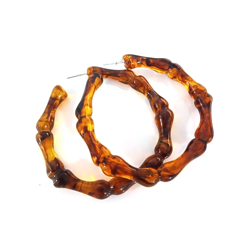 

Idun Fashion Jewelry Amber Color Bamboo Joint Acrylic Hoop Earrings Leopard Print Acrylic Resin C Shaped Hoop Earrings
