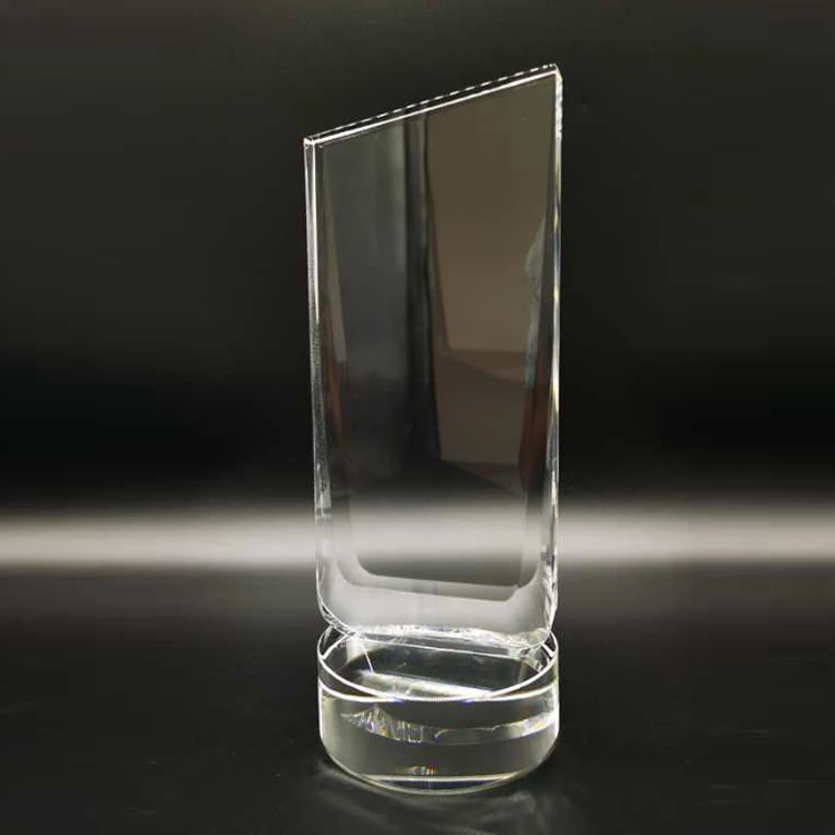 

Wholesale Promotion New Design High Quality Clear Crystal Award Trophy
