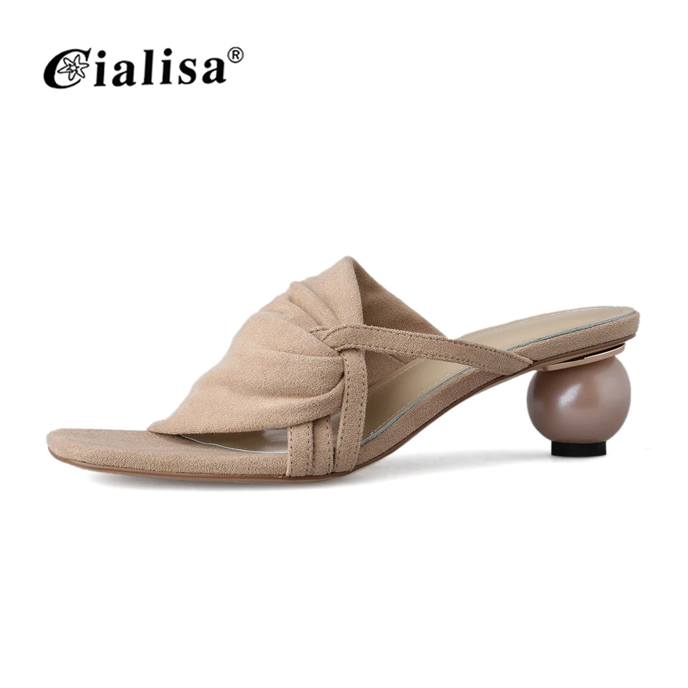 

High quality leather used fancy hot slippers for ladies, Brown / apricot