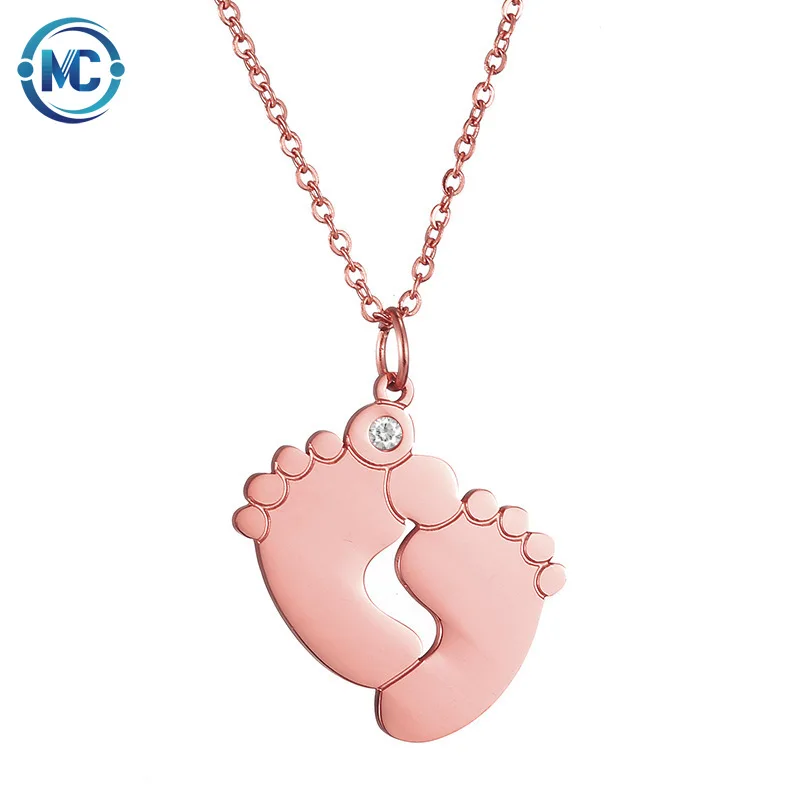 

2021 Hot Sale Kids Footprint with crystal Personalized Engraved name Mother's day for baby foot necklace