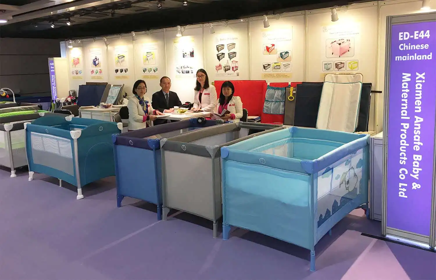 
Free Design New Product 2020 Travel Portable Baby Cribs 