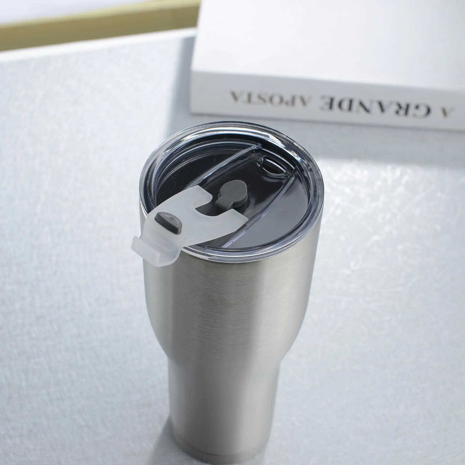 

A2609 40oz Waist Shape Wine Tea Cup Double Layer Egg Shaped Mug Water Bottle Stainless Steel Vacuum Cup, 1 colour