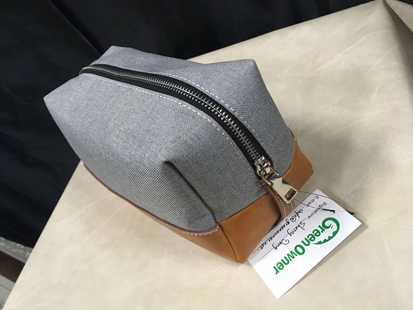 cosmetic bag 1.jpg