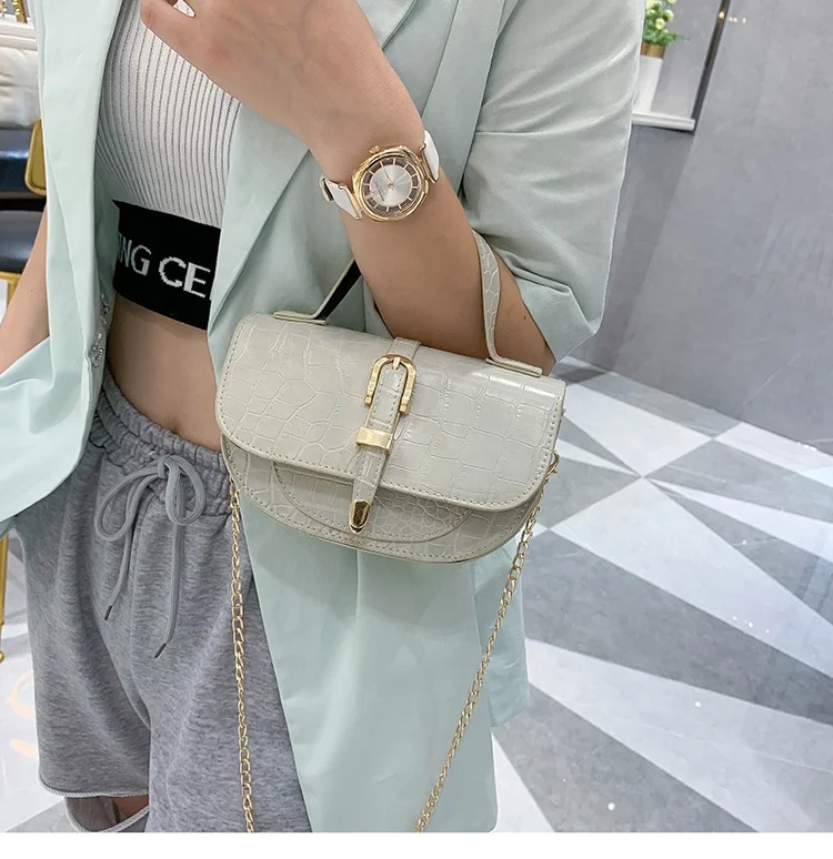 

Chao Hand-held Half Round Single Shoulder Saddle Bag Fashion Crocodile Pattern Chain Diagonal Span Bag