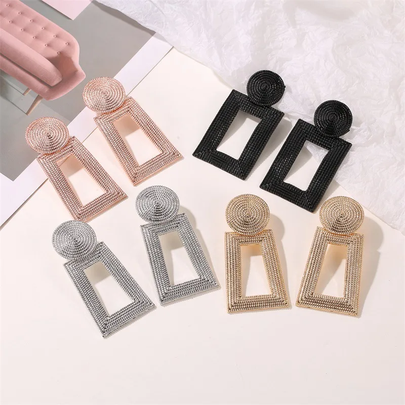 

2019 Fashion Metal Big Geometric Statement Earrings for Women, As photo