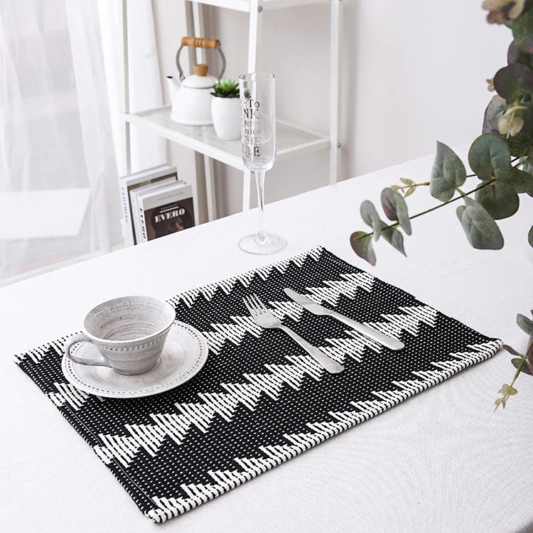 

Wholesale coffee table placemat Cotton woven striped placemat Hot Selling Black and White Mats & Pads, Same as picture