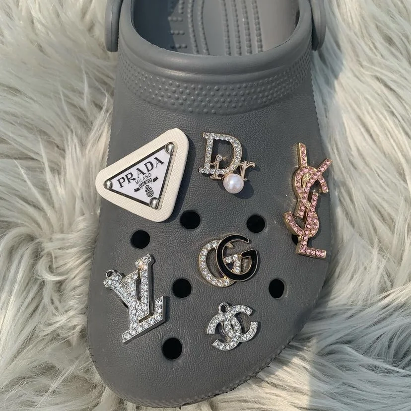 

HOT sale metal letter clog charms for croc shoe decoration, Picture