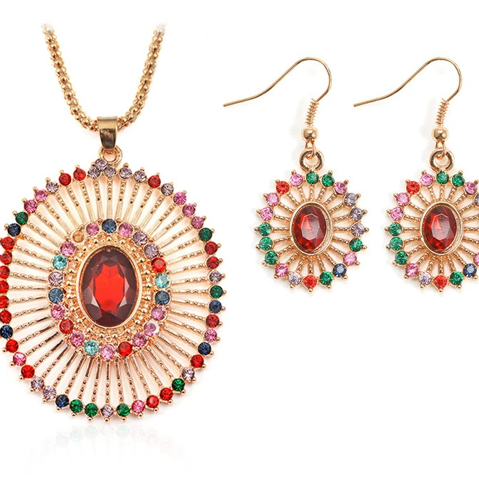 

Fashion Jewelry Ladies Gold Necklace Earring Set Color Diamond With Flower Resign, Gold color