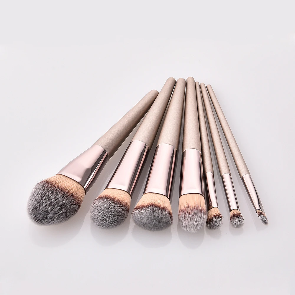 

Wholesale Professional 7Pcs Vegan Cruelty Free Synthetic Luxury Makeup Brushes Custom Logo, Champagne gold