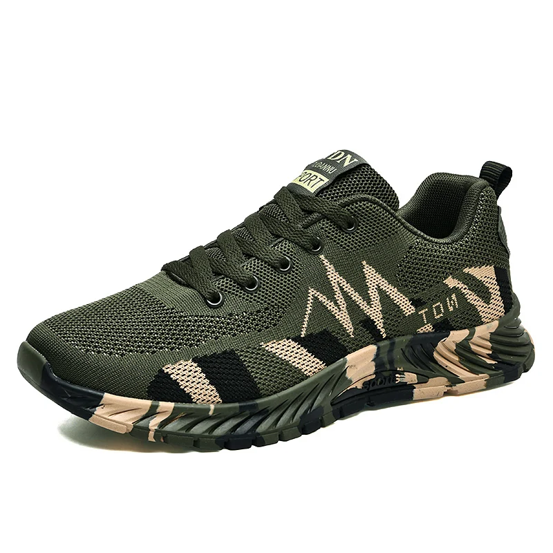 

2021 New OEM fly knit light camouflage casual sports non-slip shoes breathable custom mesh men fashion sneaker