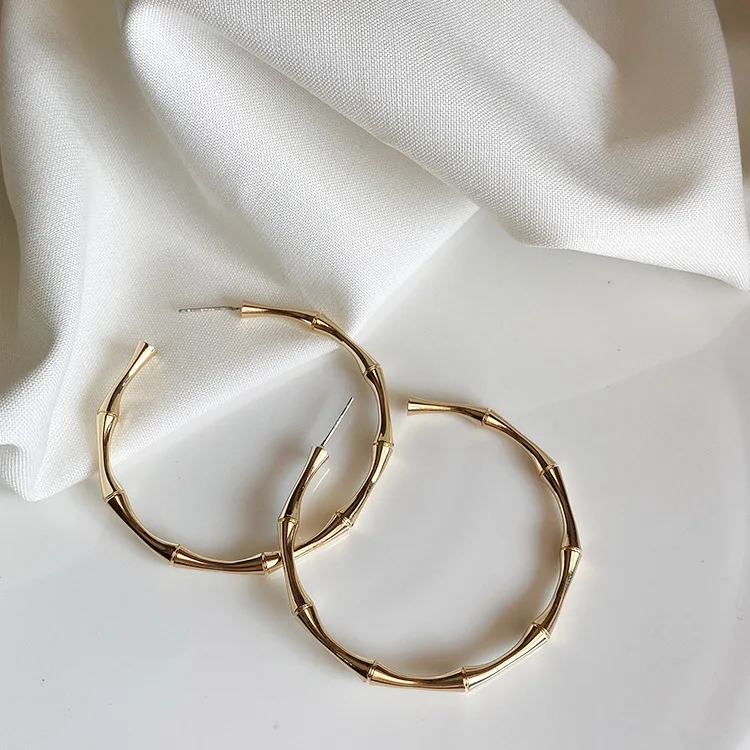 

Fashion Large hoop C Shaped Bamboo Earrings Gold Glossy Minimalist Style Ear Loop Korea Vintage Exquisite Earrings