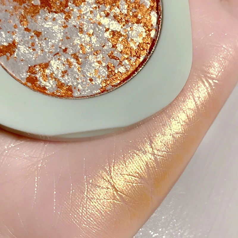

MAFFICK Bronzer Face Products Long Lasting Formula Illuminator Butter Pearl Golden Mini Highlighter Makeup