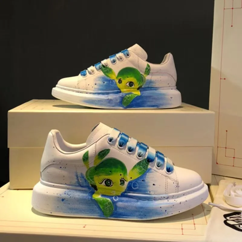 

New fashion brand designer shoes Men Women's Casual Shoes Leather Fitness Walking Style Shoes, Customized color