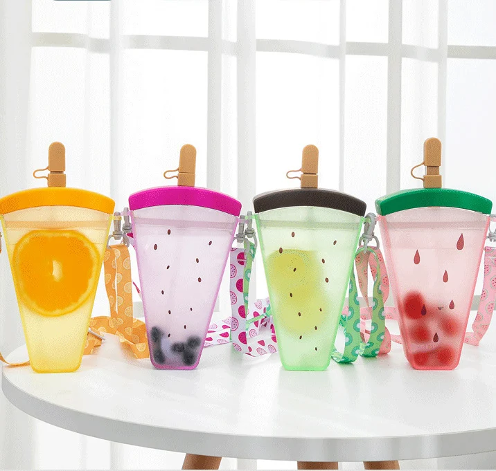 

2021 Clear Cute Popsicle Drink Purses for Tea Juice Fruit Plastic Cup Cooler Mugs Water Bottles Handbag with Chain, 4 colors