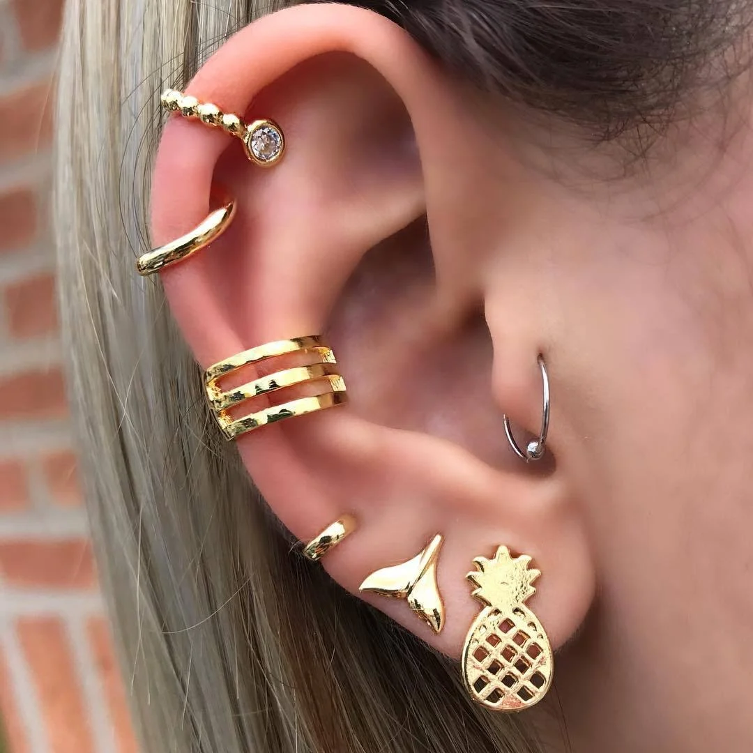 

7PCS Korean Trendy Golden Pineapple Ear Clip Stud Earring Set For Women