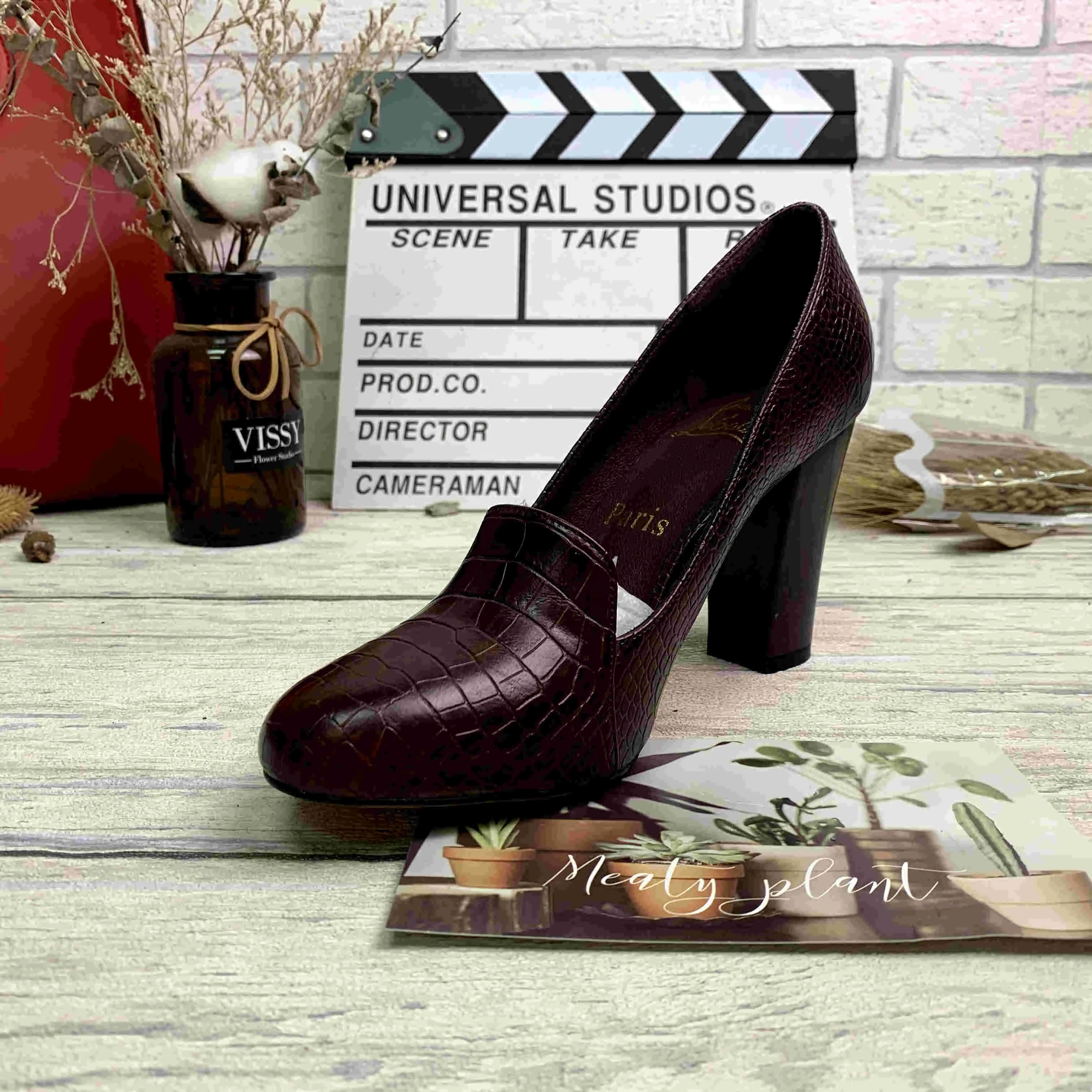 

Spring new trend round head stone pattern thick high heel ladies single shoes European style wholesale, Brown